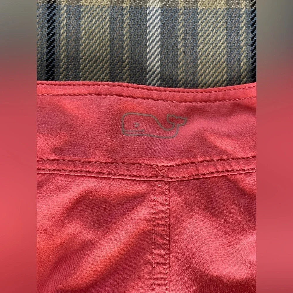 Vineyard Vines **product description